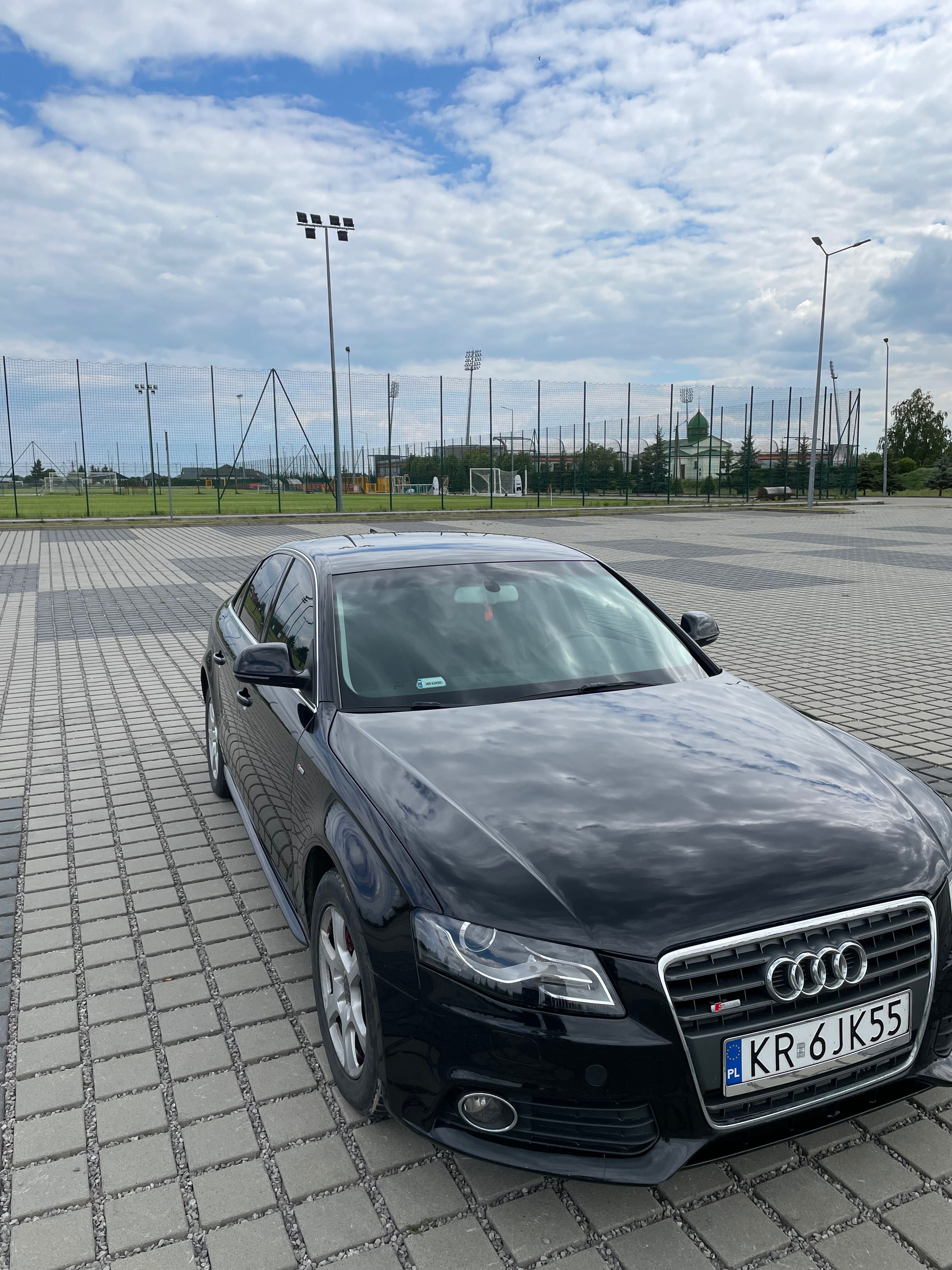Sprzedam Audi A4B8 2.0 TDI