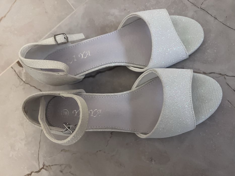 Туфельки босоніжки новорічні нарядні