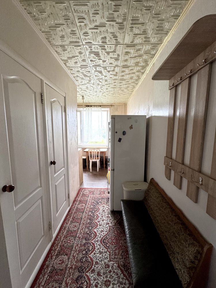 продам 3-ю квартиру ул. Амосова