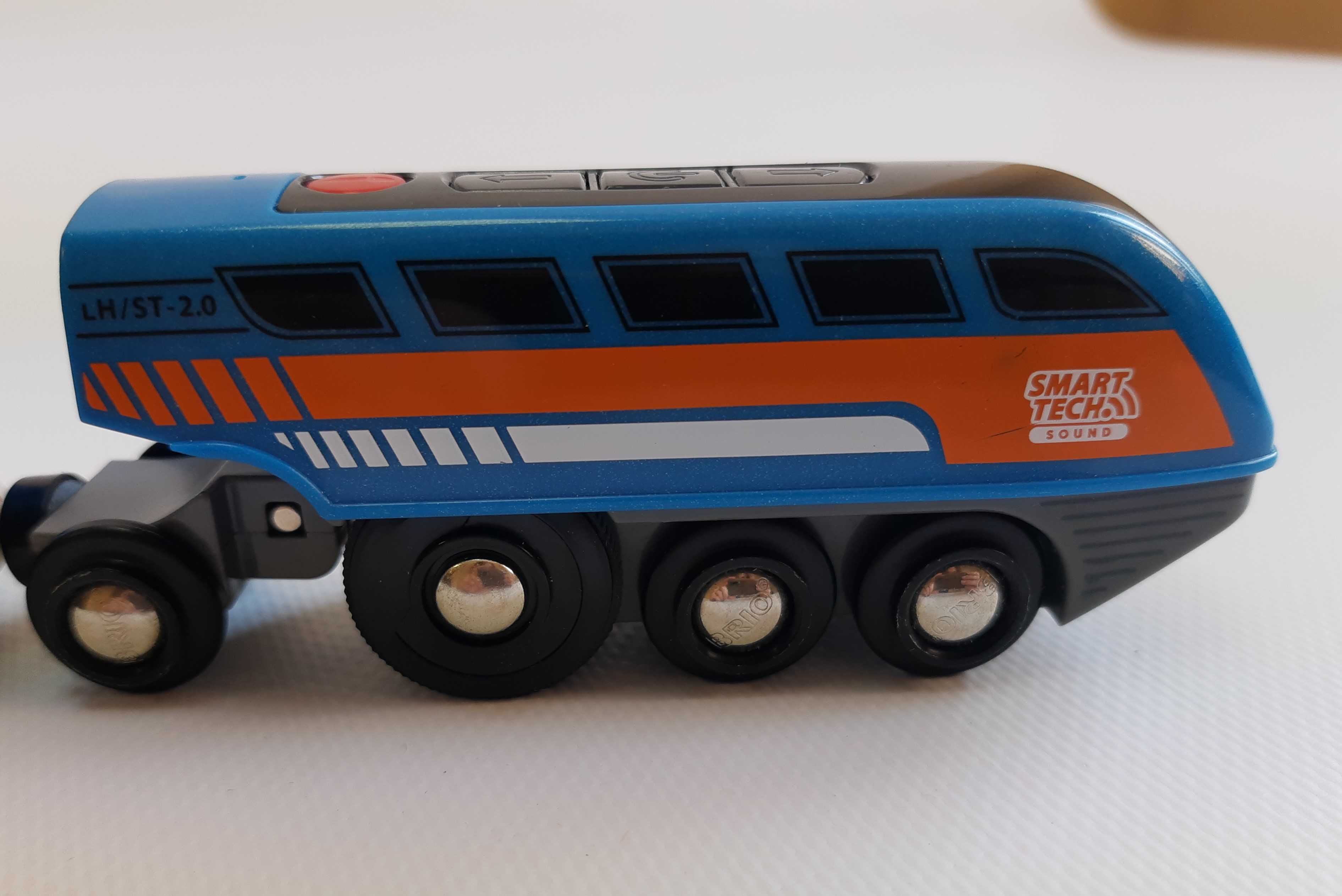 BRIO Smart Tech Sound Action Tunnel Circleset​ Kolejka drewniana [M]