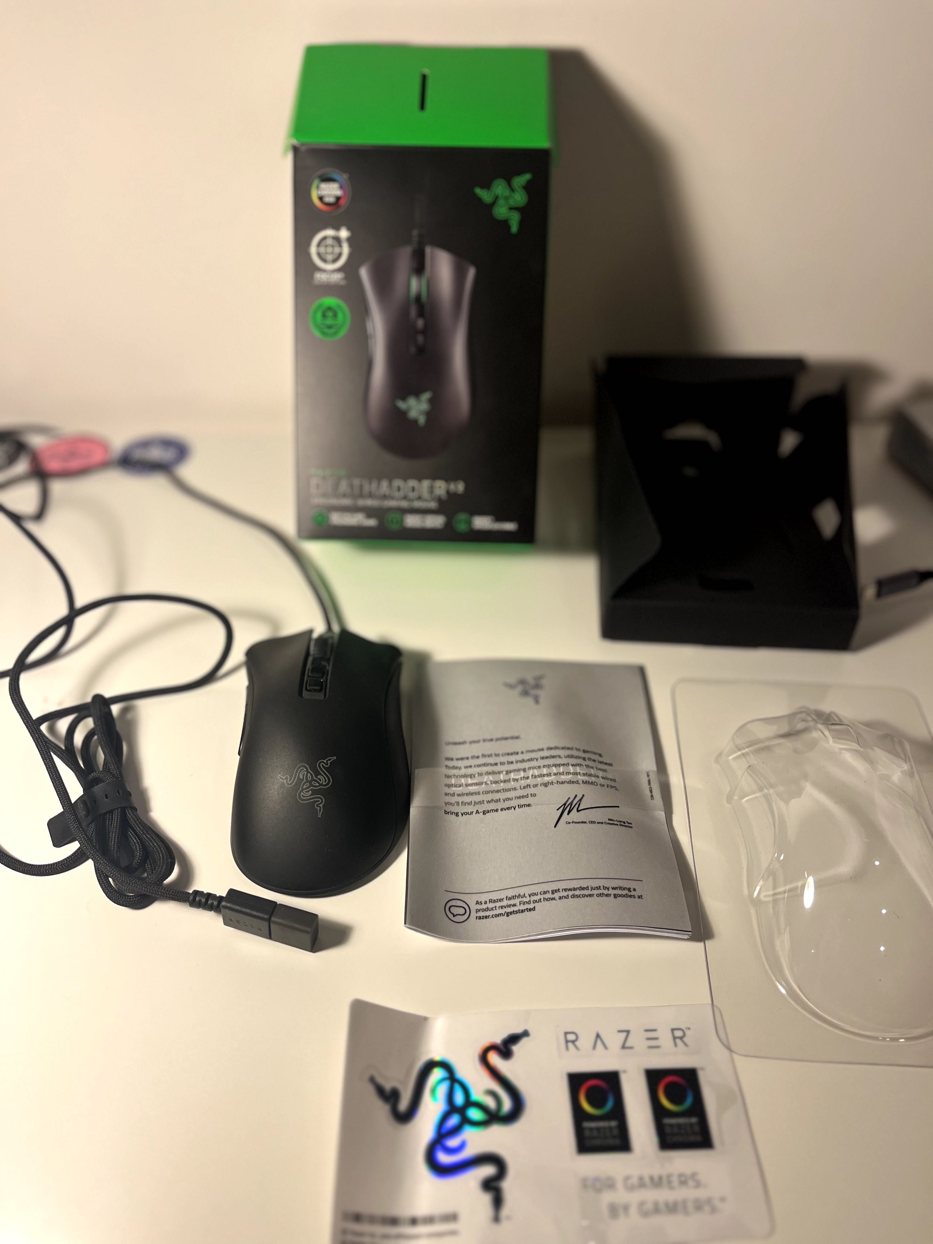 Rato Razer Deathadder V2