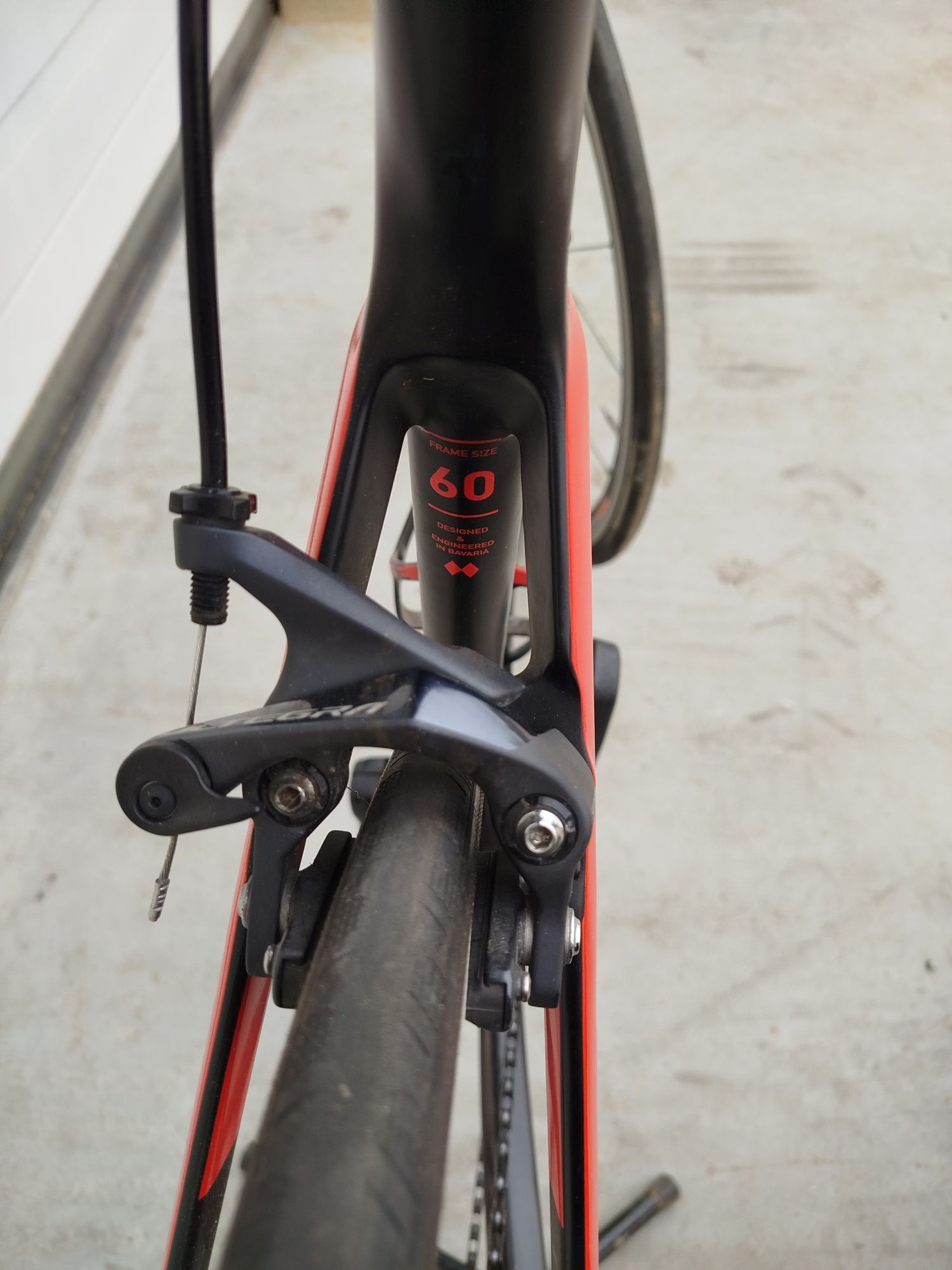 Cube Agree c62 Carbon Di2 2x11