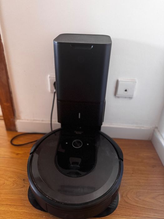 iRobot Vacuum Cleaner