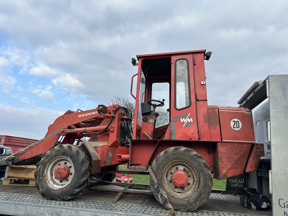 Weidemann 3002.