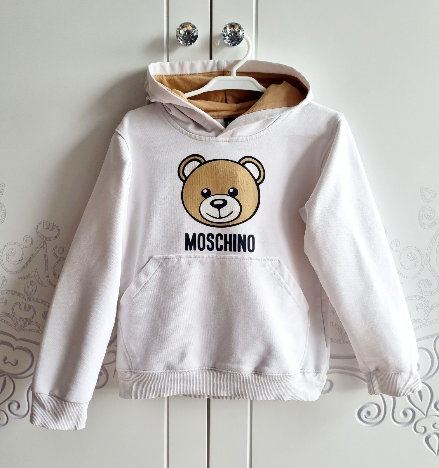 Bluza biała z misiem moschino