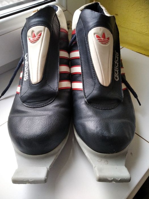 Лижі бігові Fischer з палицями і ботинками 39