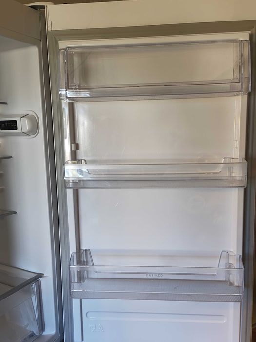 Frigorífico combinado - Hotpoint H8 A1E W - 337 Litros