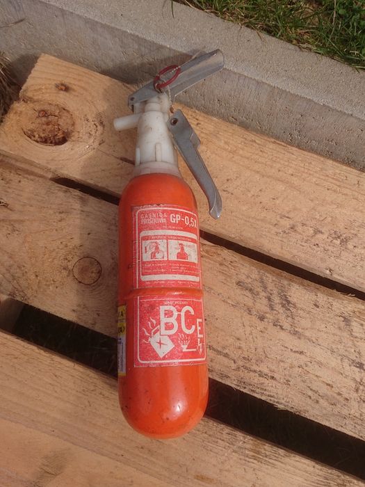 Gaśnica samochodowa PRL