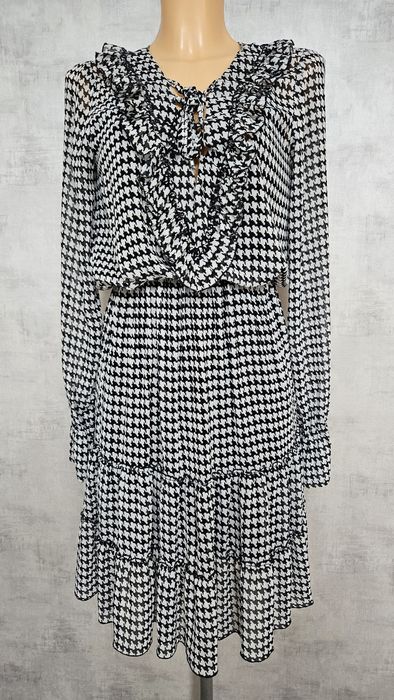 Sukienka BUNNY THE STAR 36 38 jak nowa