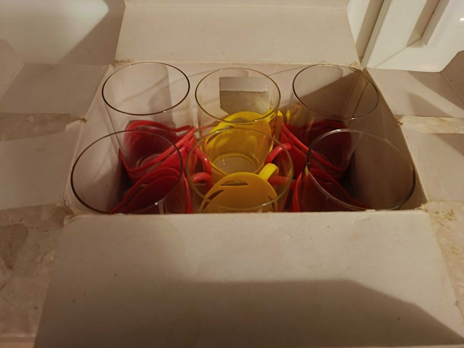 Szklanki i koszyczki PRL