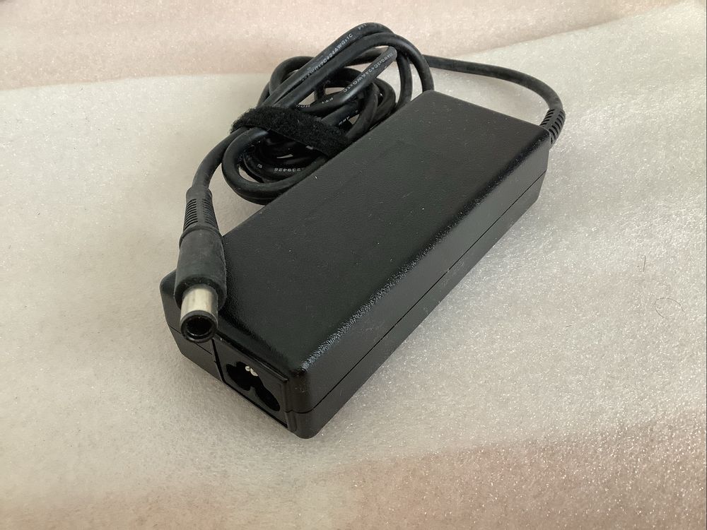 AC Adaptador - Carregador original HP PPP012D-E  19.5V 90Watts
