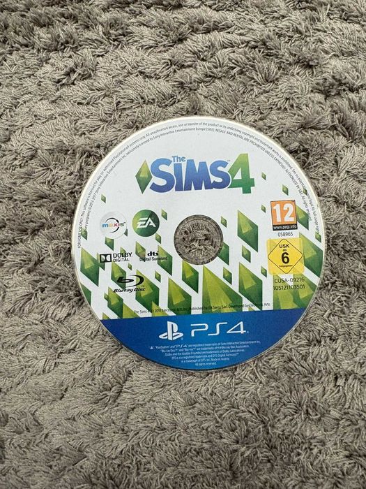 Gra Sims 4, PS 4