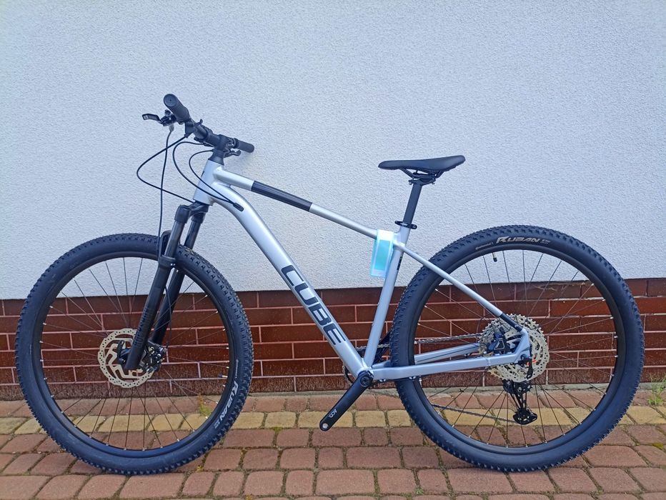 Nowy CUBE ATTENTION SLX Rama M  Shimano XT 12S Rock Shox - 35 % Promo