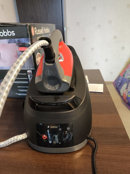 Парогенератор,парова праска Russell Hobbs