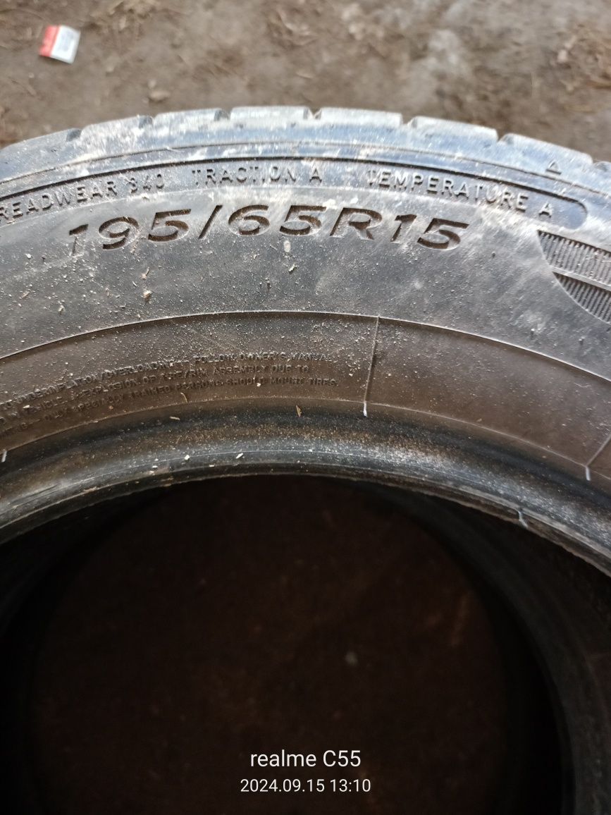 Alufelgi Passat plus cztery opony letnie