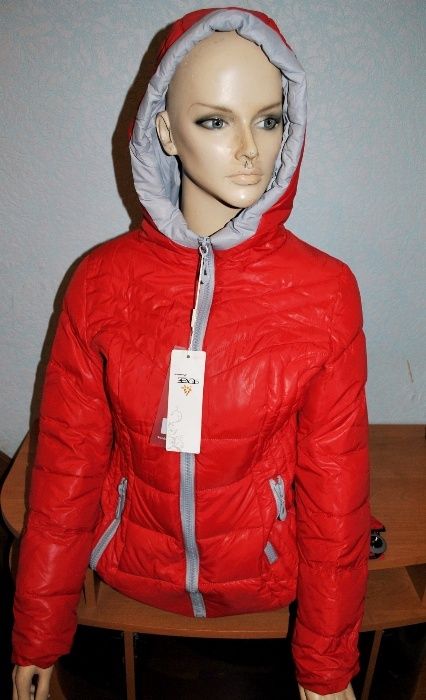 Куртка деми - еврозима, S 44-46.