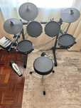 Bateria Elétrica - Alesis Turbo Mesh Kit (banco e baquetas incluídos)