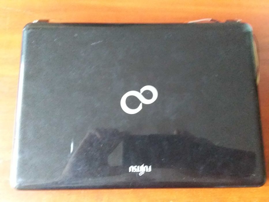 Нетбук Fujitsu Lifebook PH530