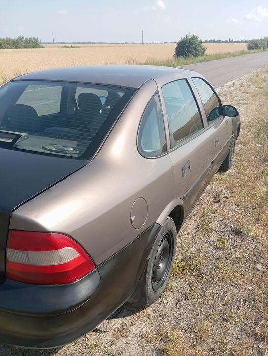 Продам авто Опель вектра В. Можливий обмін
