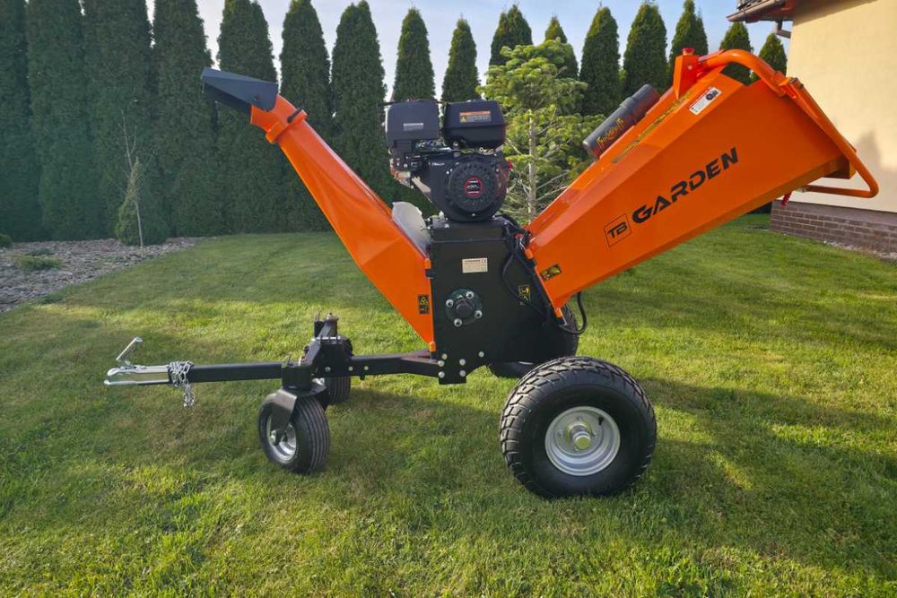 Rozdrabniacz do gałęzi, rębak spalinowy TB GARDEN P4206 15KM