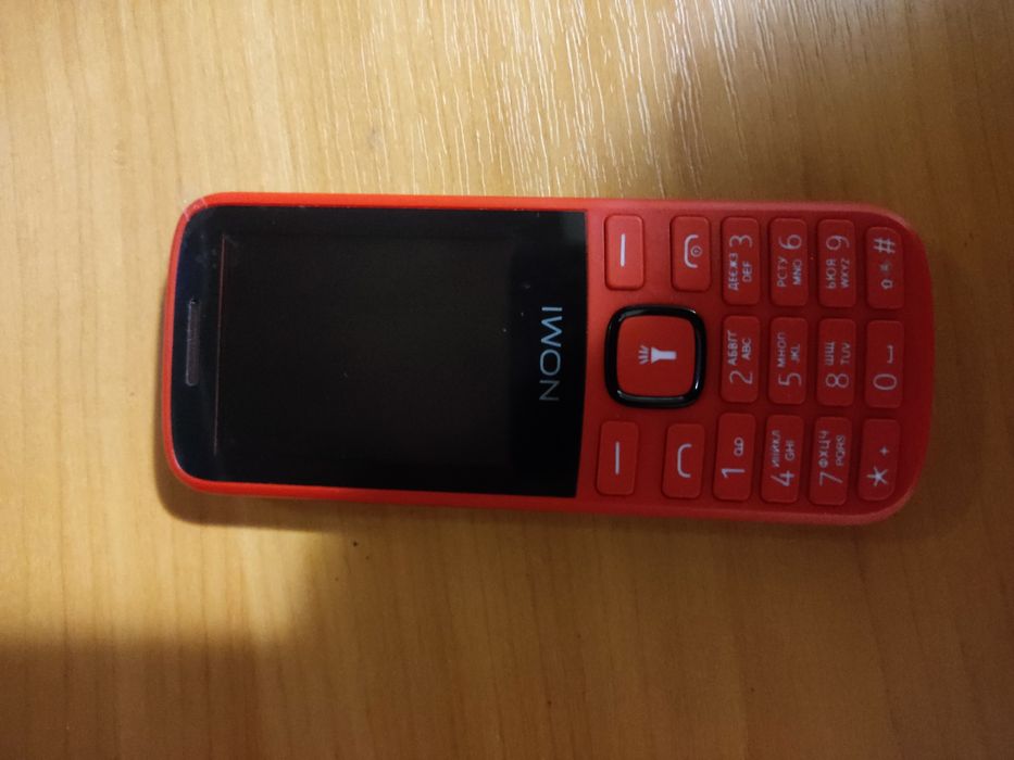 Телефон nomi i2403