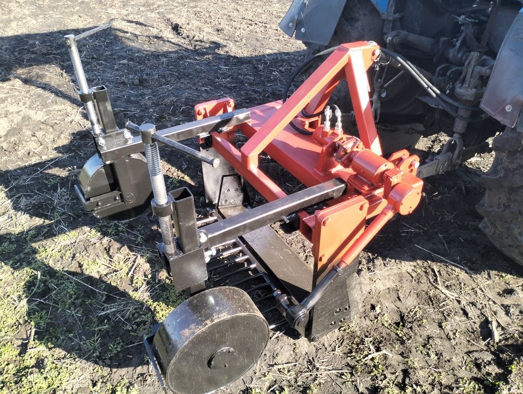 Скоба СВЧ-1,45-Г підкопки часнику, цибулі, моркви. Підрізна викопочна.