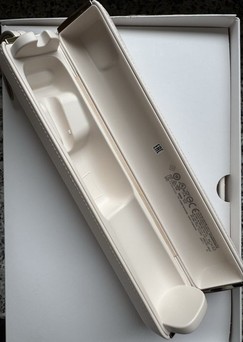 Etui i ładowarka Philips Sonicare 9900