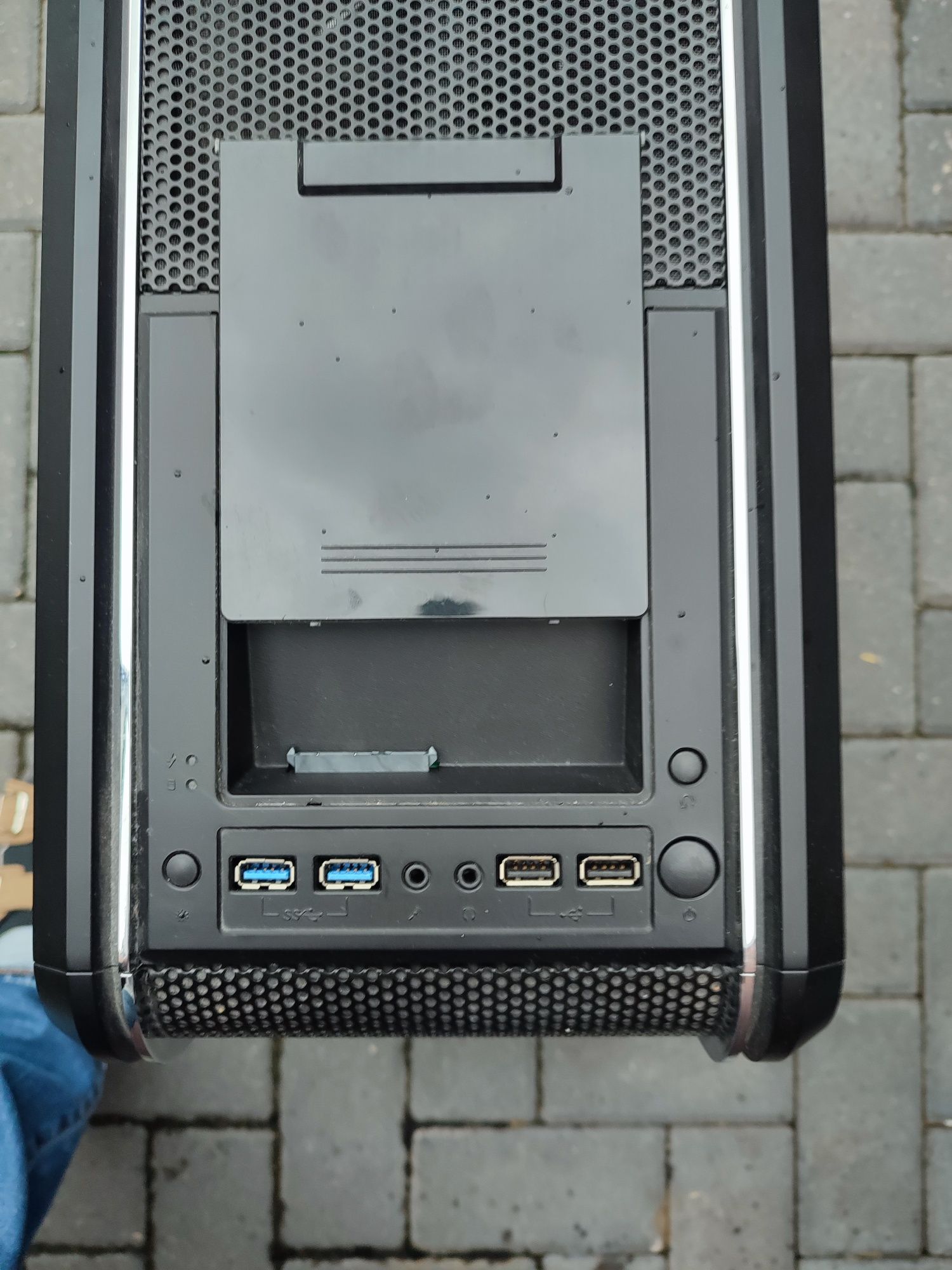 Komputer i5-4670k bez karty graficznej!!!