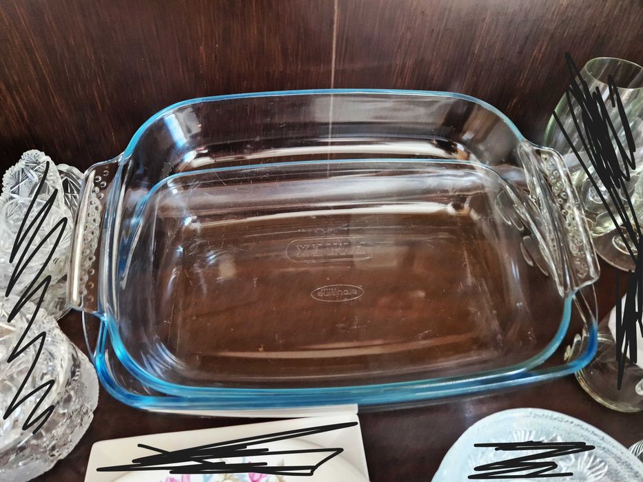 2 naczynia żaroodporne: Arcuisine i Pyrex