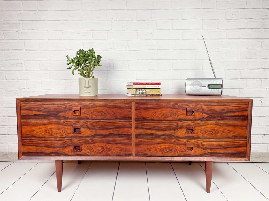 Mid century szafka RTV z palisandru, lata 60, elegancka, po renowacji