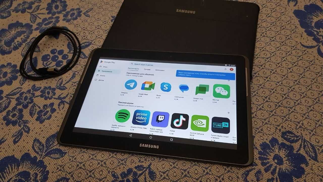 ПЛАНШЕТ Samsung Tab 2 10.1 P5100 3G 16Гб SIM