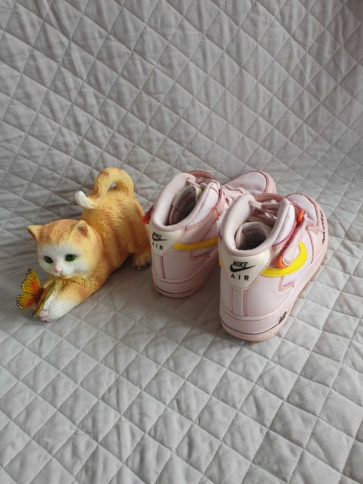 Nike Air Force 1 Mid '07 Feel Love
