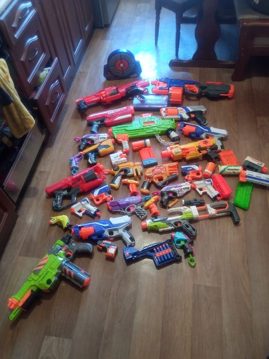 Нерф nerf Hasbro zombie оригінал обойма глушник приціл