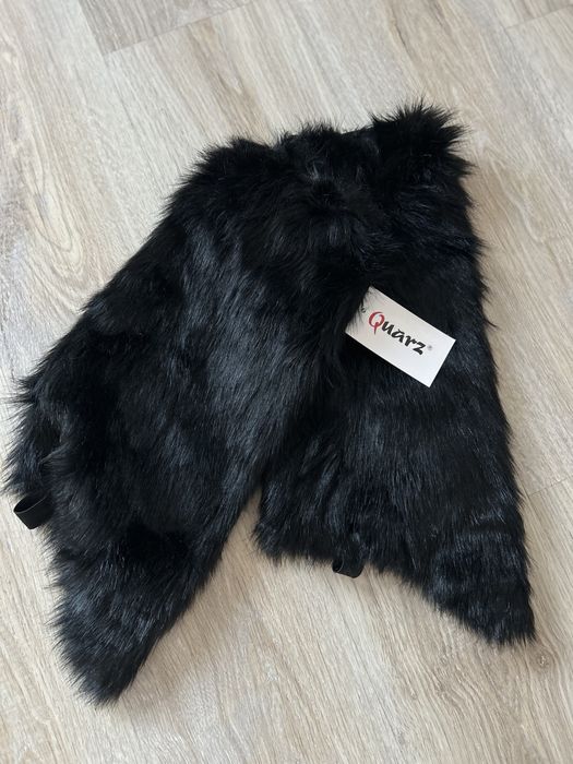 Czarne futrzane ocieplacze nakładki na nogi futro yeti getry furry