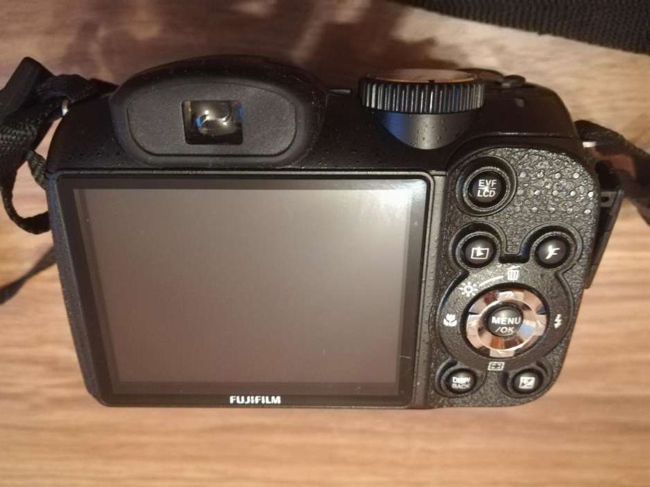 Aparat Fujifilm FinePix S2950