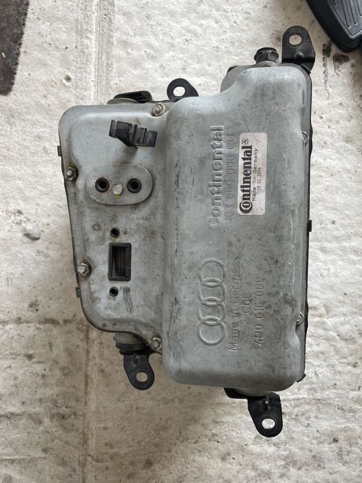 Компресор пневмоподушки audi a6 універсал  1999