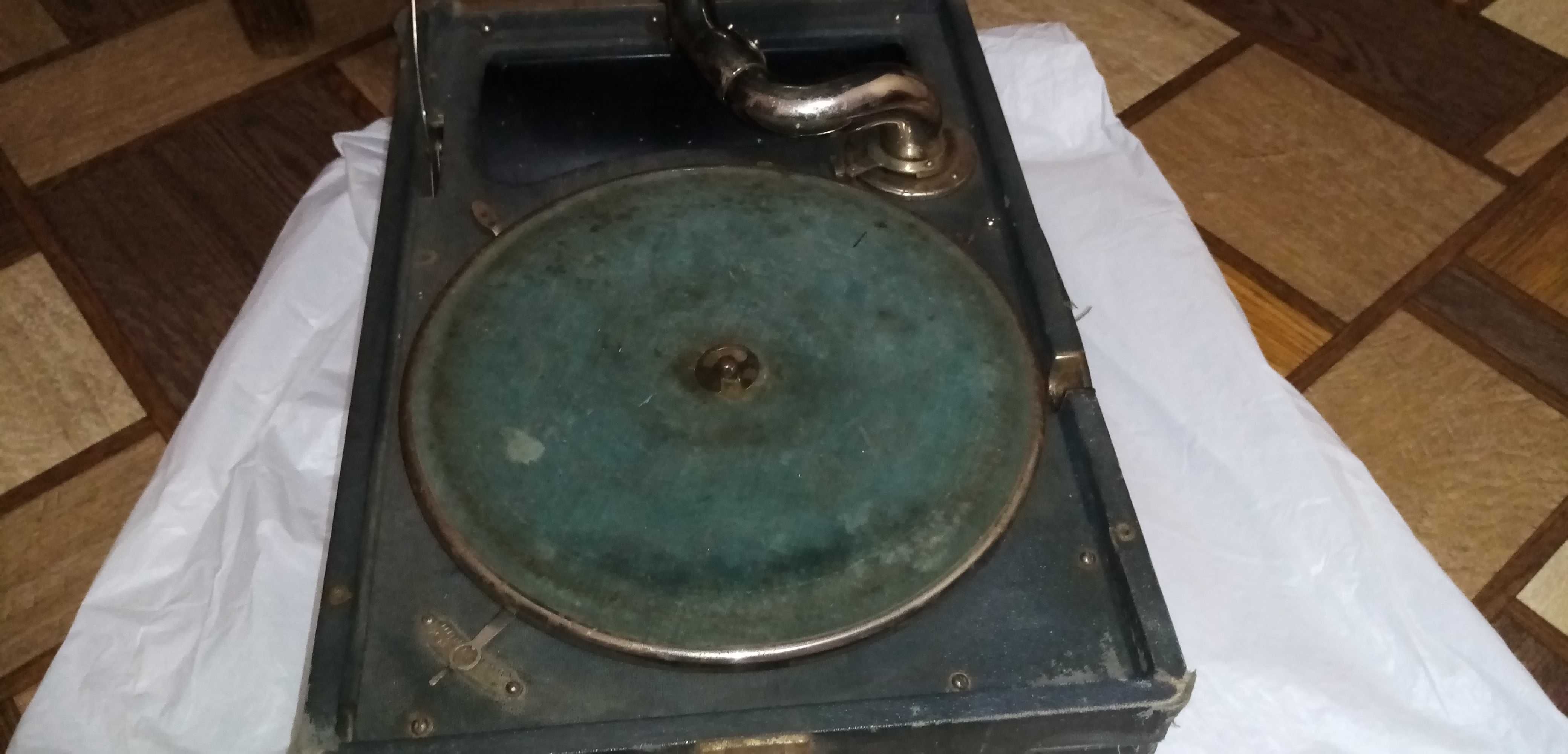 продам патифон НКТП 1935