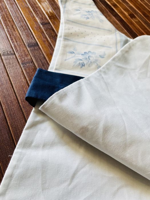 Avental feito á mão para menina