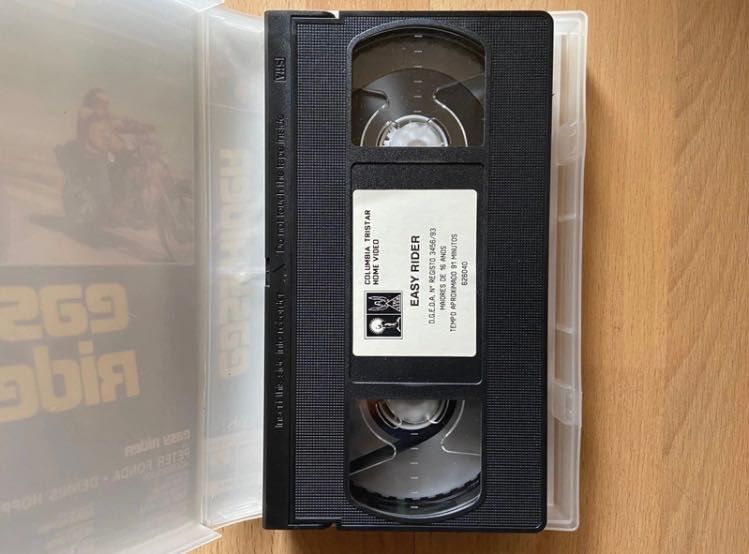 VHS Easy rider e Monty Python