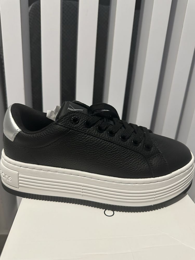 Кросівки  calvin klein 36 37 38 39 40