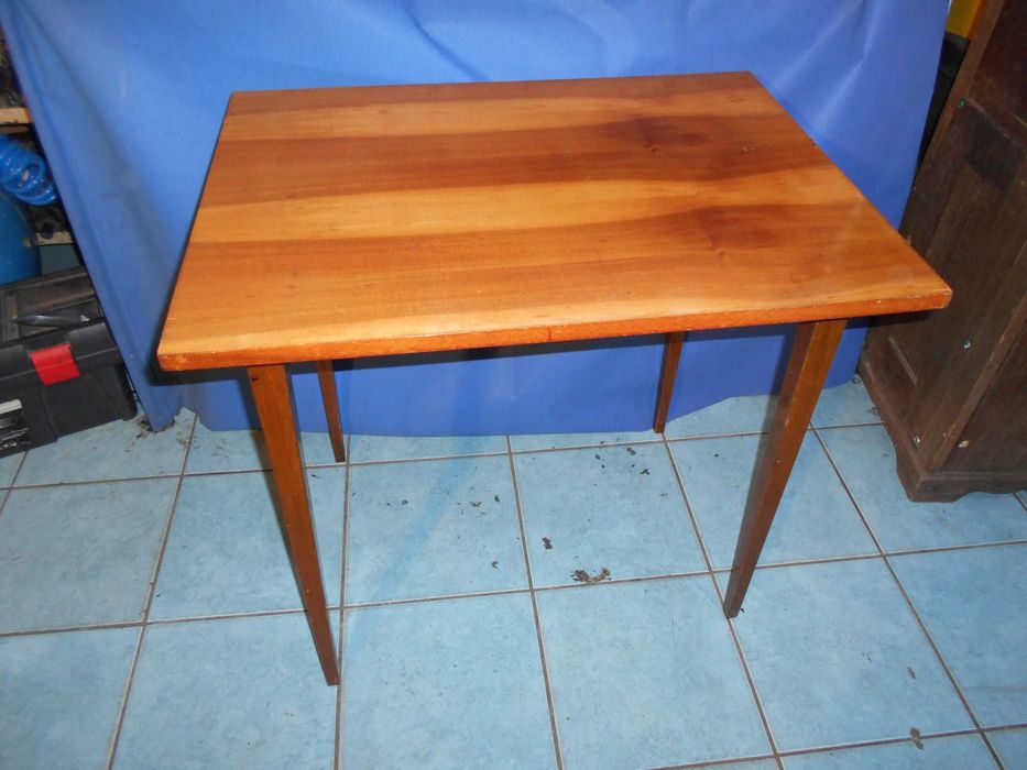 stolik wysoki połysk