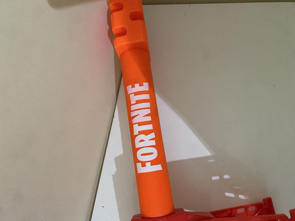 Nerf sniper do Fortnite