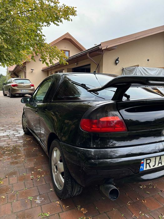 Opel Tigra 1.6 przebieg 122 tyś, rok 1995 r, sprawny , ciągle jeżdżony