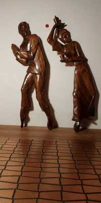 Drewniane figurki - kobieta i mężczyzna