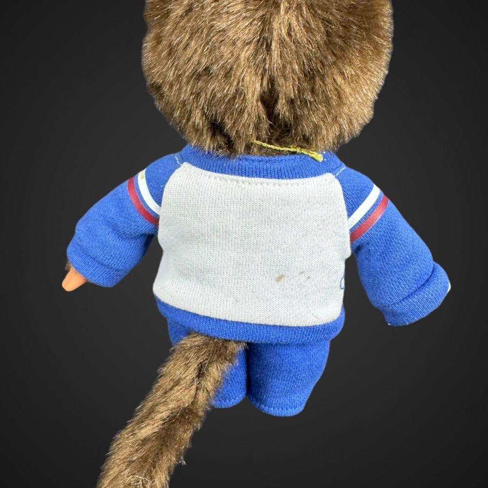 Monchhichi pluszowa małpka ubrana w sportowy strój B41/091003
