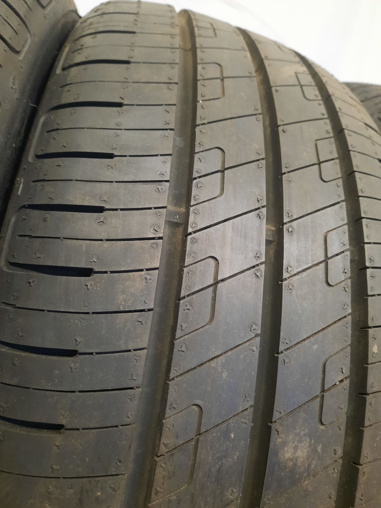 4 opony 205/45 R17 Goodyear Efficient Grip 2022r