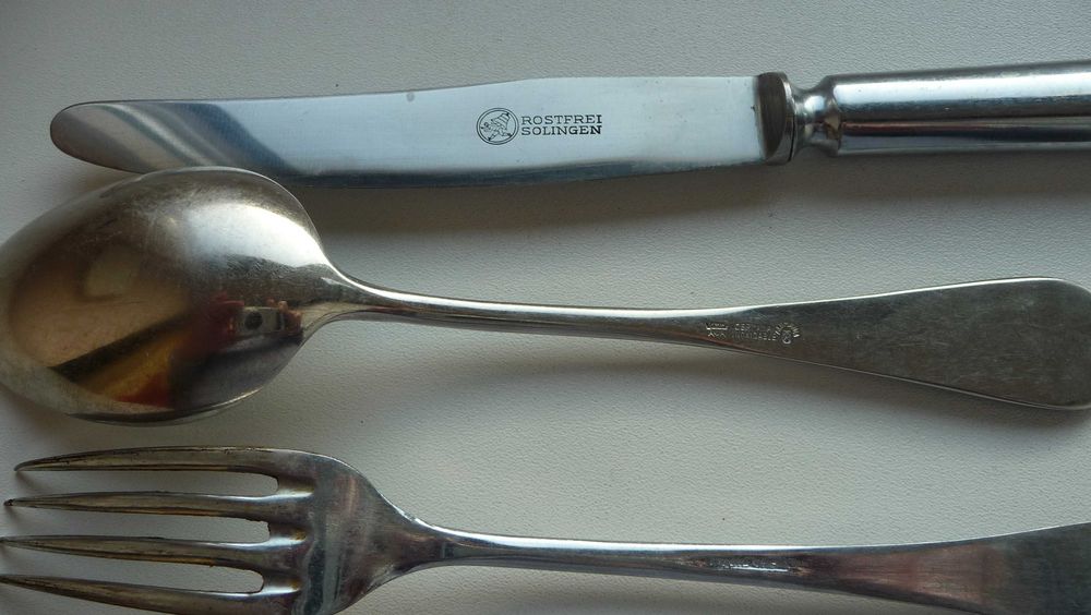 Stare noże .widelce i łyżki