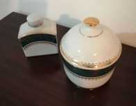 Pote c/tampa e frasco Magalhães em porcelana - Dourado e verde