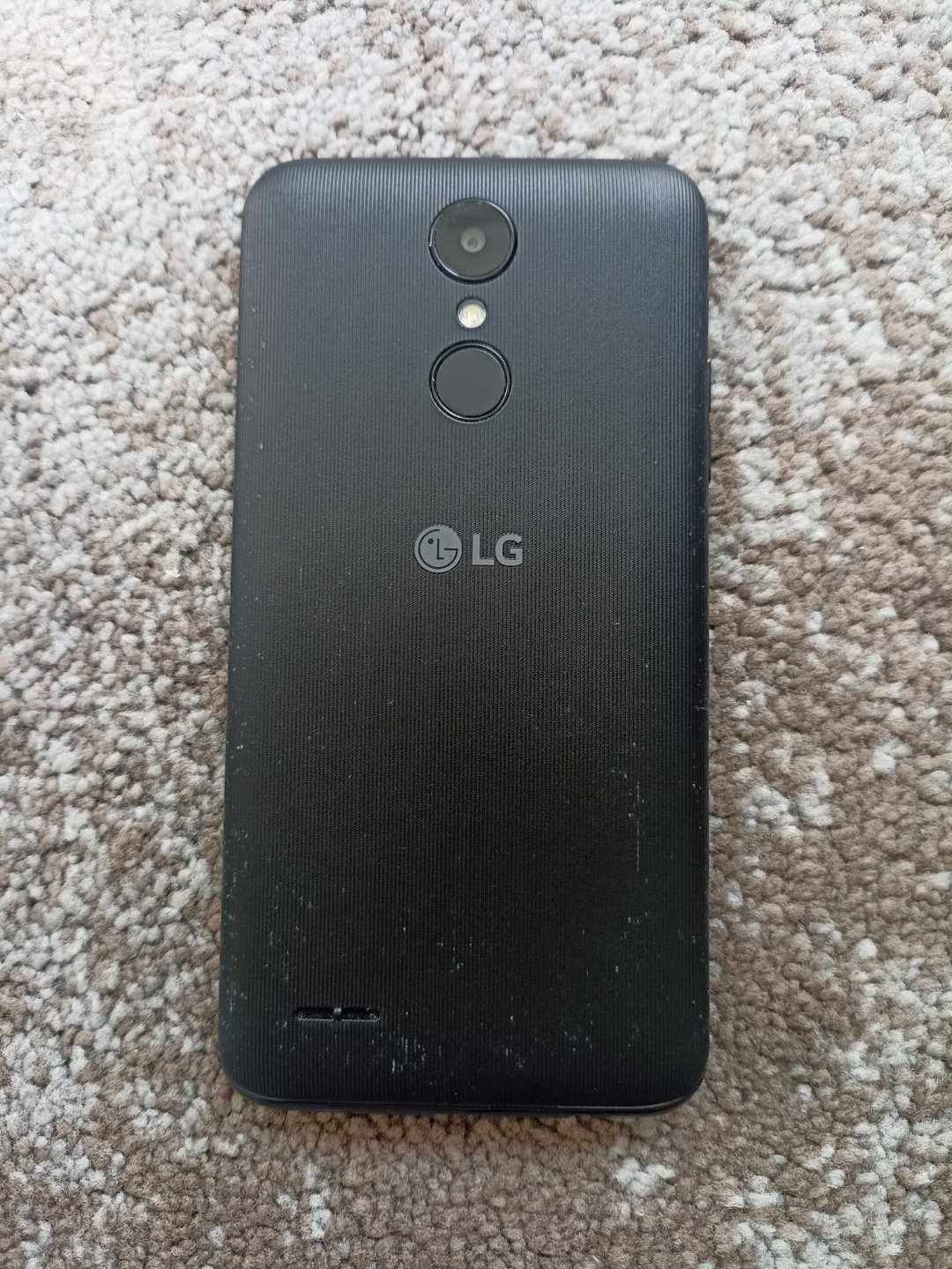 Smartfon  LG K42017