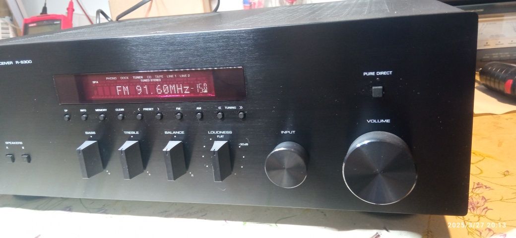 Amplituner stereo Yamaha R-S300